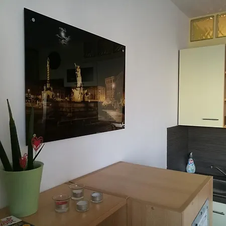 Apartment 4u *
